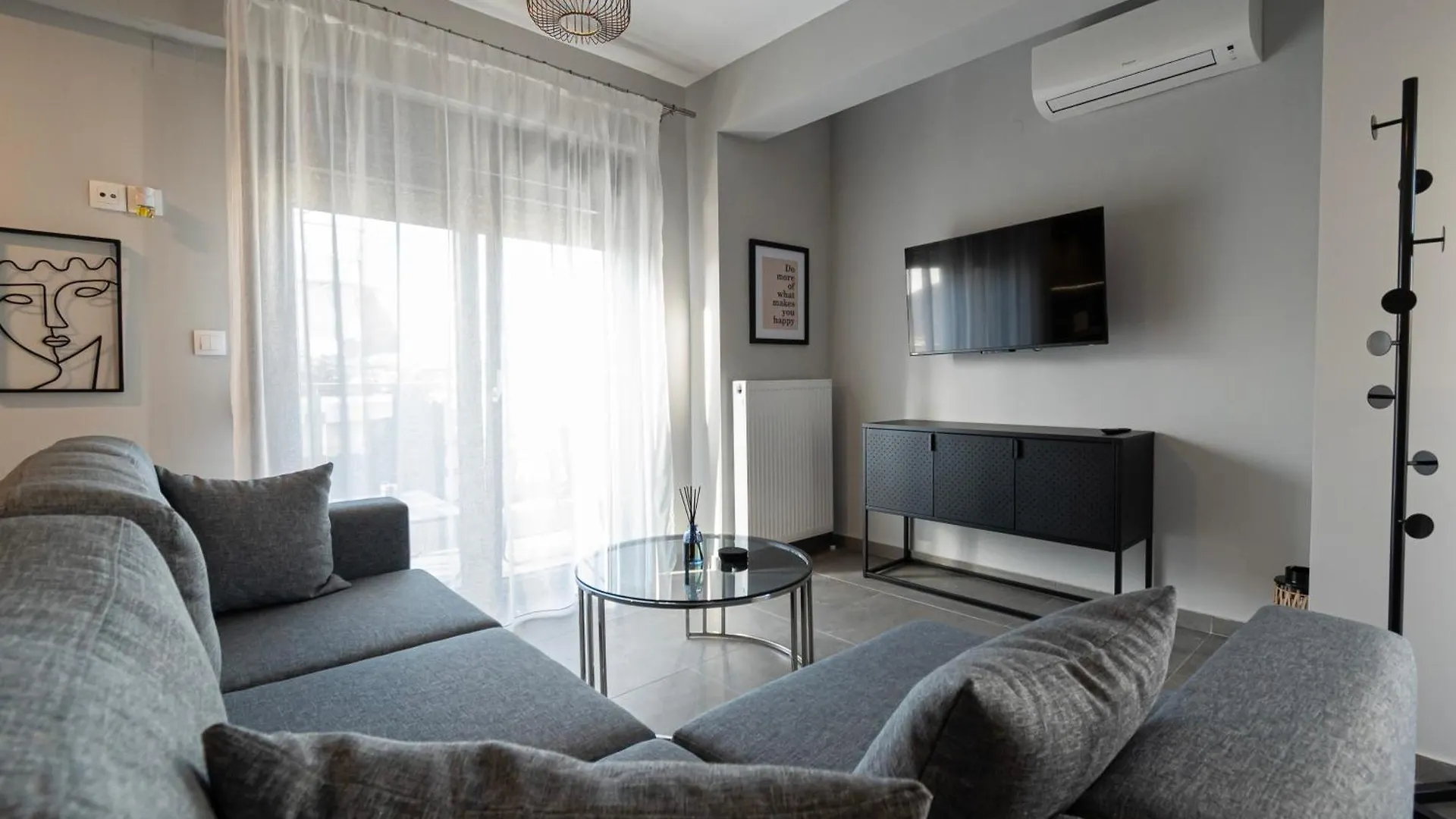 Aurora Luxury Apartments By Rentalspro - Nea Moudania Halkidiki